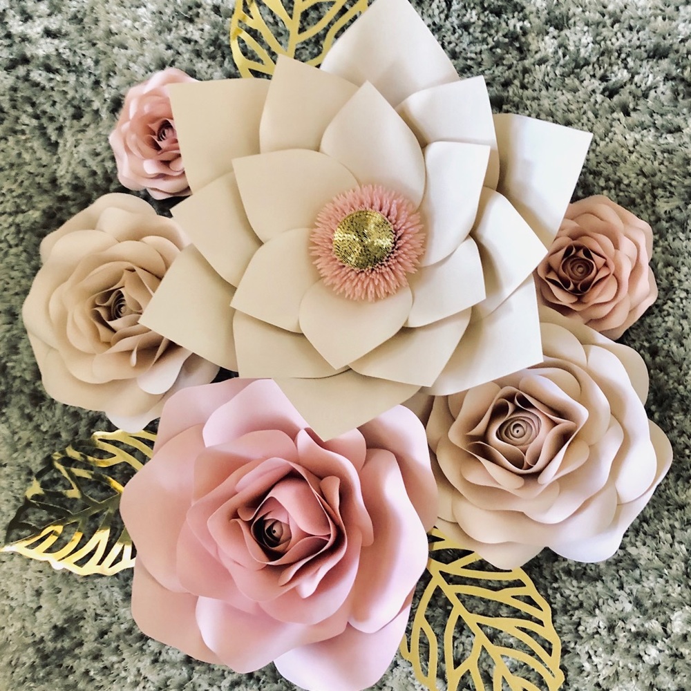 Paper Flower Set - Picture 3 of 8